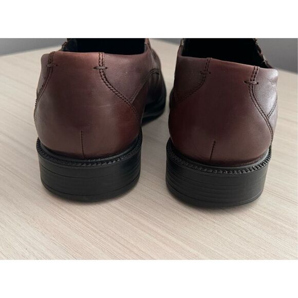 Bostonian Leather Slip-On Loafers, size 9.5M - Picture 9 of 13